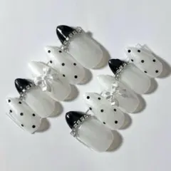 現品❤︎ブラックフレンチ×ドット ネイルチップ 韓国 ワンホン　リボン　スナ系