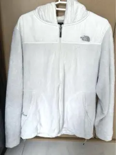 Item thumbnail for item ac489075-e379-4b01-aa3b-eec62a687a4b