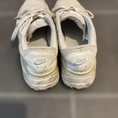 Nike Air Max ホワイト スニーカー