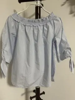 H&M エイチアンドエム　オフショルダー　ストライプ　シャツ　 Sサイズ