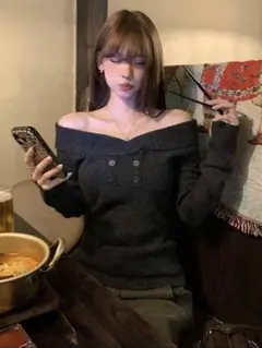 ダークグレー オフショルダー ニット shein