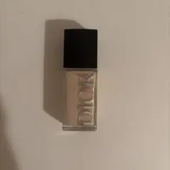 Dior フォーエバーフイルドスキングロウ 00