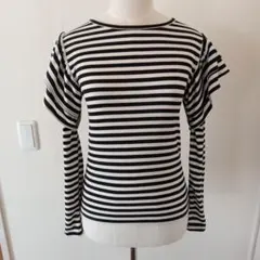 ボーダー フリル付き長袖Tシャツ Mサイズ