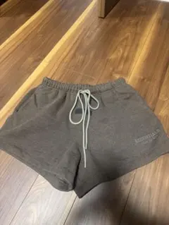 美品‼︎ESSENTIALS FEAR OF GOD ショートパンツ