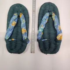 ダークグリーン 草履 花柄ストラップ付き