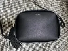 Niko and…ニコアンドレザー風ショルダーバッグタッセル