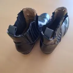 黒いストレッチサイドブーツ