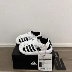 新品　アディダス　ベビーサンダル　ホワイト　【13㎝】　FY6043