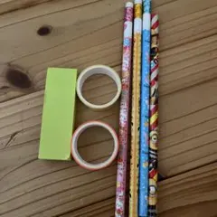 多色鉛筆4本と文房具セット