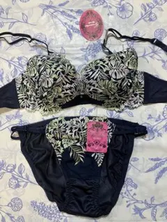 Item thumbnail for item 02e4bbe8-ebd2-48dd-9282-2a6e31e9b2e7