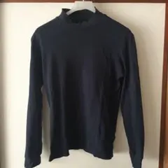 ユニクロ　ソフトタッチハイネックT（長袖）