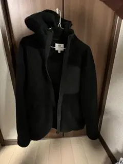 ユニクロ 防風ボアフリースジャケット ブラック