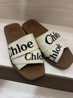Chloe サンダル ロゴ入りクロスストラップのサムネイル
