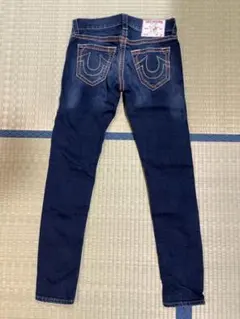 True Religion スキニージーンズ 28