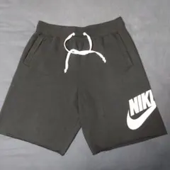 NIKE　ウーブンショートパンツL　BIGロゴ　ブラック