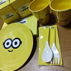 ミニオンズ メラミン食器セットプレート タンブラー スプーン フォーク再々値下げ