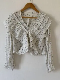 w closet 花柄フリルブラウス ホワイトのサムネイル