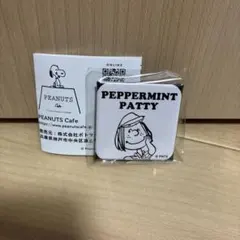 PEANUTSCafe大阪店限定 SNOOPY スヌーピー 缶バッジ