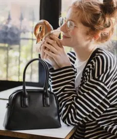 BONLECILL ハンドバッグ