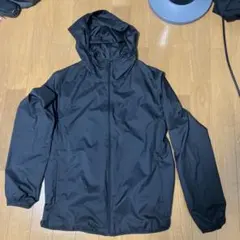 ユニクロ ポケッタブルUVカットパーカレデース中古