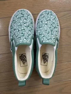 VANS グリーン スリッポン オフ・ザ・ウォール【19センチ】美品