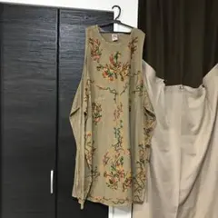 エプロンワンピース