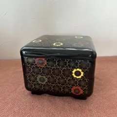 レトロ　ブラック　二段重箱　花柄　和風