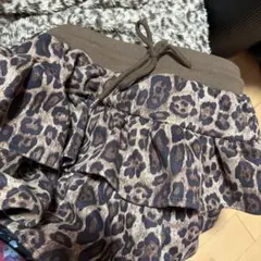 ヒョウ柄ポリエステルキュロット