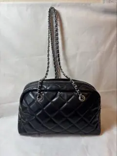 【大人可愛い】キルティング チェーンショルダーバッグ ブラック シンプル