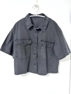 【美品】GU ダークグレー ショート丈シャツ　Y2K ケミカルウォッシュ　秋服
