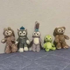 ダッフィ シェリーメイ　ジェラトーニ　ステラルー　オルメル　ぬいぐるみバッジ