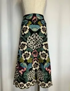 REI様専用 希少 美品✨RED VALENTINO すずらん刺繍 ワンピース - メルカリ