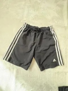 adidas 150ショートパンツ