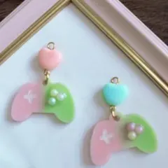ハート×コントローラーのカラフルピアス＊金アレ対応 イヤリング無料
