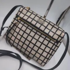 ケイトスペード kate spade ショルダーバッグ 金具 ロゴ 総柄