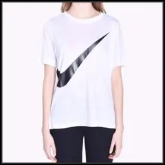 国内未入荷 ☆ 人気 ☆ NIKE ビッグスウォッシュ ロゴ Tシャツ