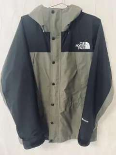 THE NORTH FACE マウンテンパーカー オリーブグリーン/ブラックのサムネイル