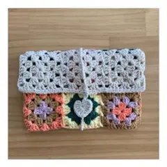〔ハンドメイド〕編み物　マルチケース　カラフル