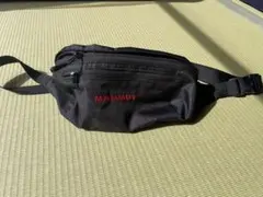 マムート ボディバッグ