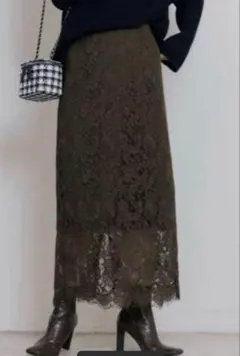 ベースメント　レースタイトスカート
