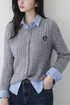 ラウンドネックボタンパッチハートケーブルカラーカーディガン