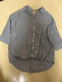 ストライプ柄 七分袖シャツ Mサイズ