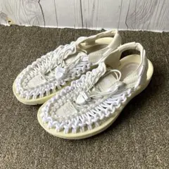 Item thumbnail for item 4166052c-fbb7-4d10-8afb-7bc735bdaf9f