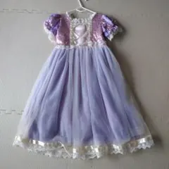 紫のスパンコールドレス