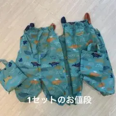 最終価格！1着1300円　【90 kukka hippo 恐竜柄　プレイウェア】のサムネイル