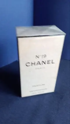 香水　シャネル　No. 19 7,5 ml