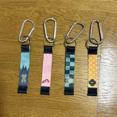鬼滅の刃　カラビナ付きキーホルダーセット