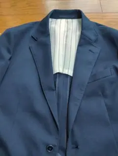 ユニクロ　ネイビー テーラードジャケット 二つボタン