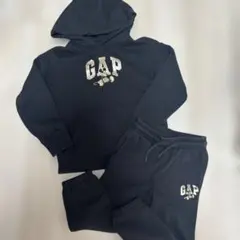 GAP x Disney ブラック×ゴールドセットアップ※サイズ注意