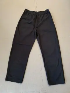 ユニクロ　コットンリラックスアンクルパンツ　ブラックS